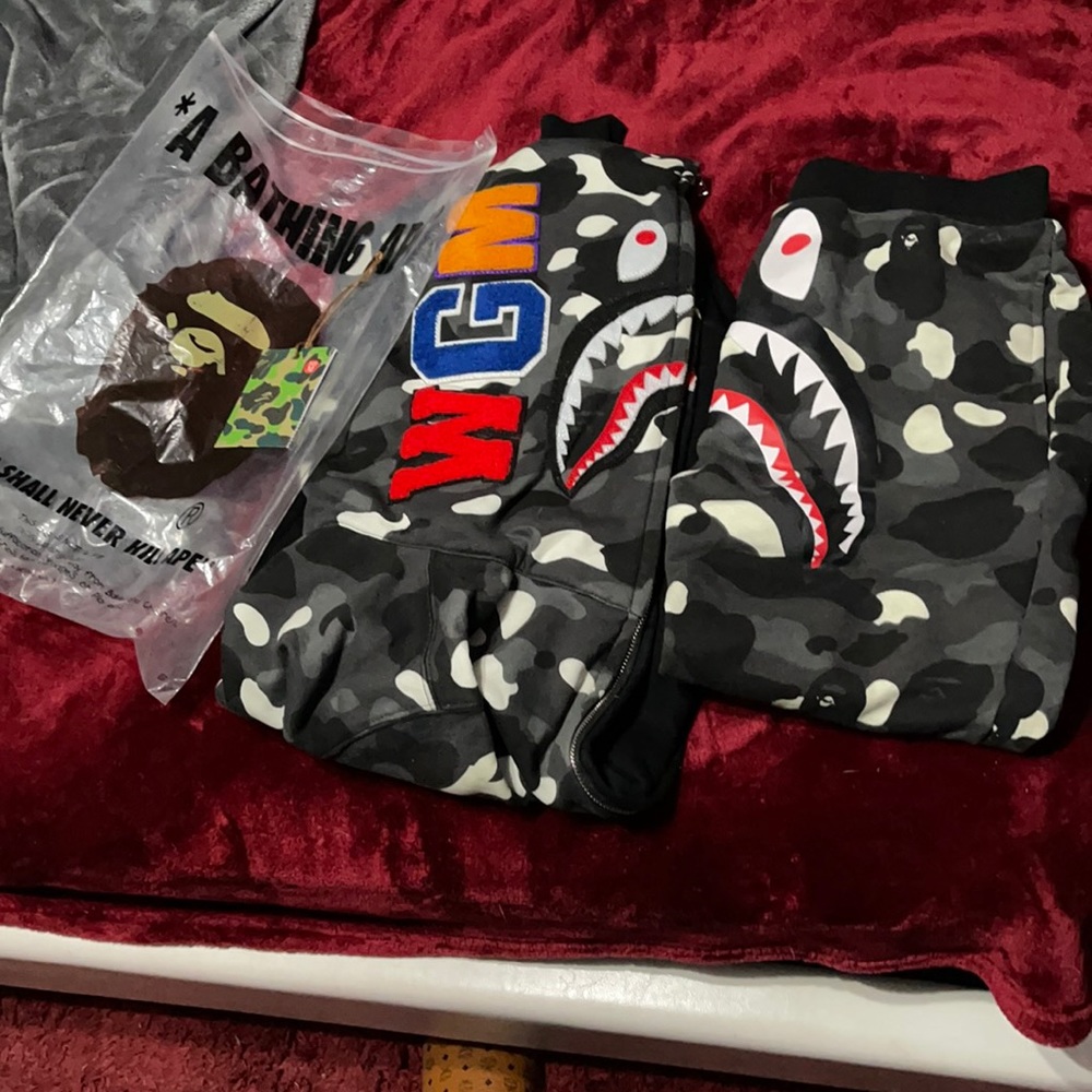 Bape outfit